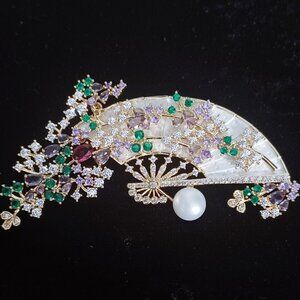 Lovely Floral Fan  3"